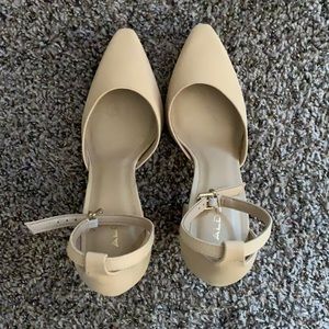 Beige/Cream 4” block heels from ALDO Size 7